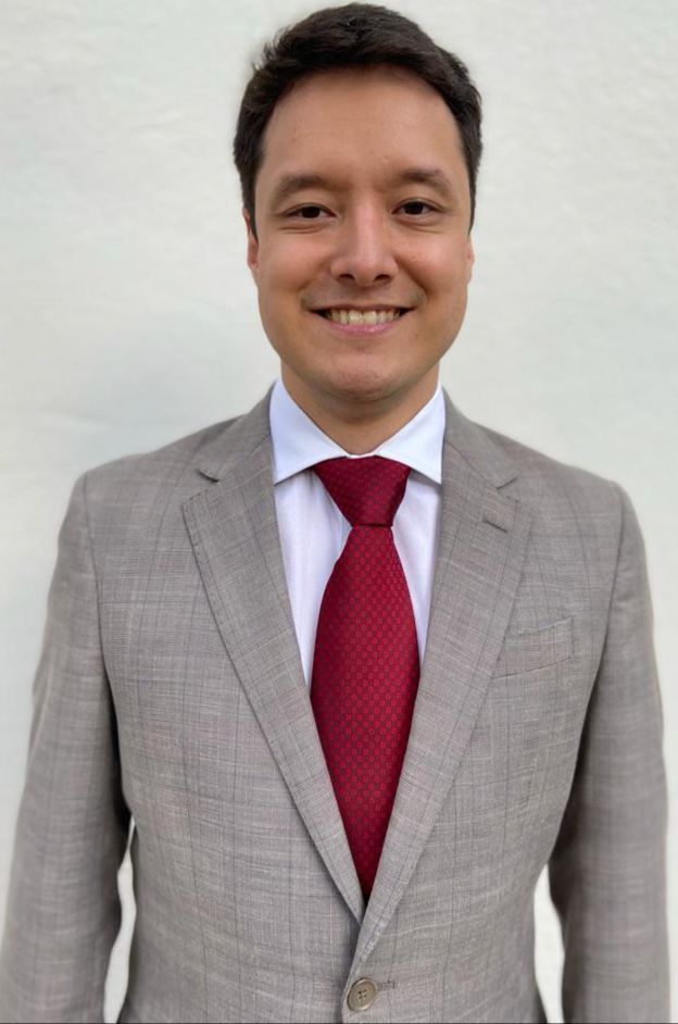 Foto do professor Dr.  Renato Nemoto