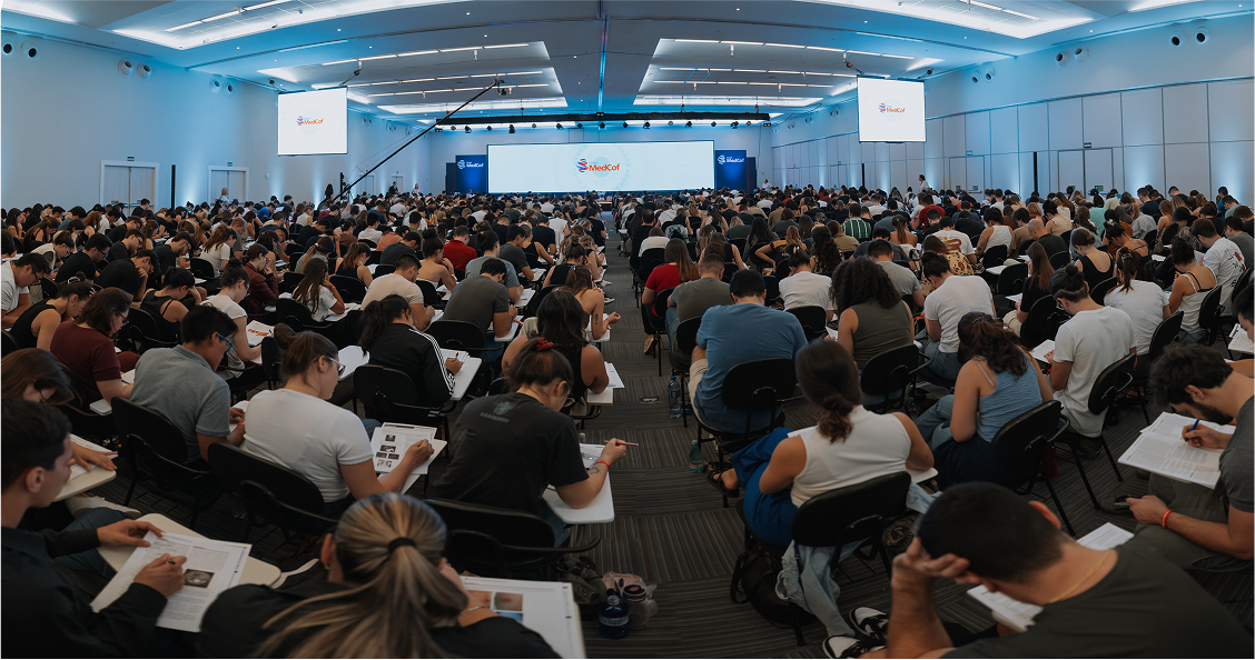 Imagem de fundo do Simulado Tendências 2025 | R1 Acesso Direto - Curso para Residência Médica R1 MedCof