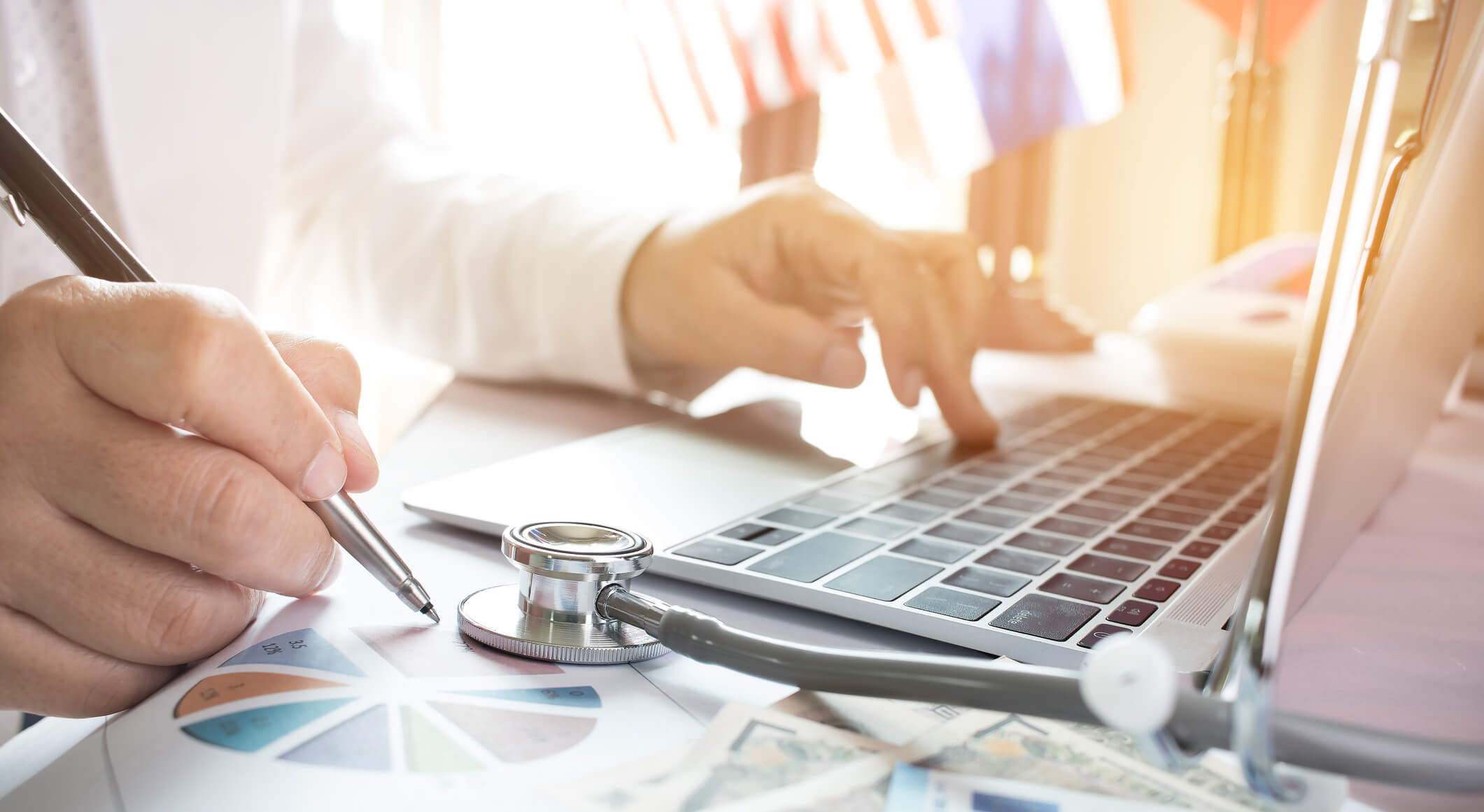 Background Extensivo R+ Clínica Médica Turma de Março